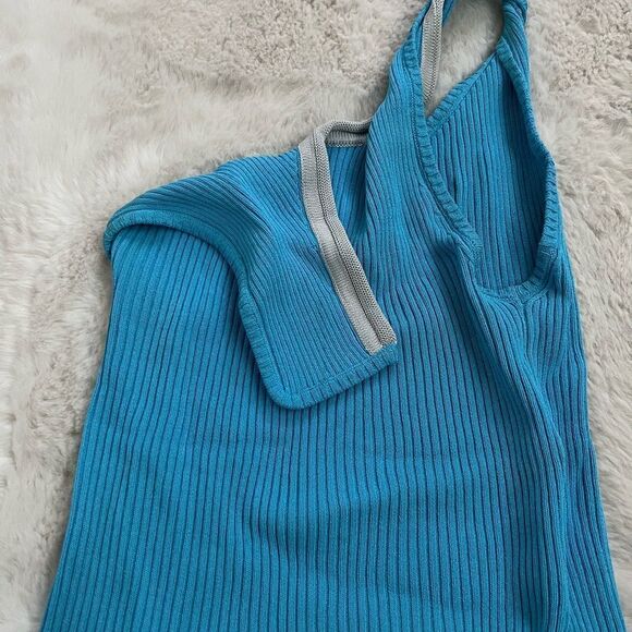 Jacquemus La Maille Aceno One-Shoulder Tank Top - Picture 9 of 9